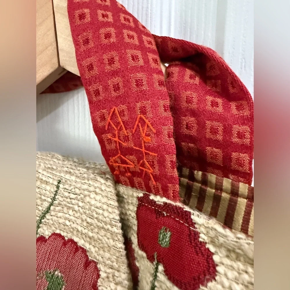 Floral Red Cream Tapestry Handmade Small Women's Bag cottage prarie